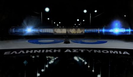 Συνελήφθησαν στη Αγία Παρασκευή μετά από καταδίωξη 2 ανήλικοι που οδηγούσαν κλεμμένη μοτοσυκλέτα